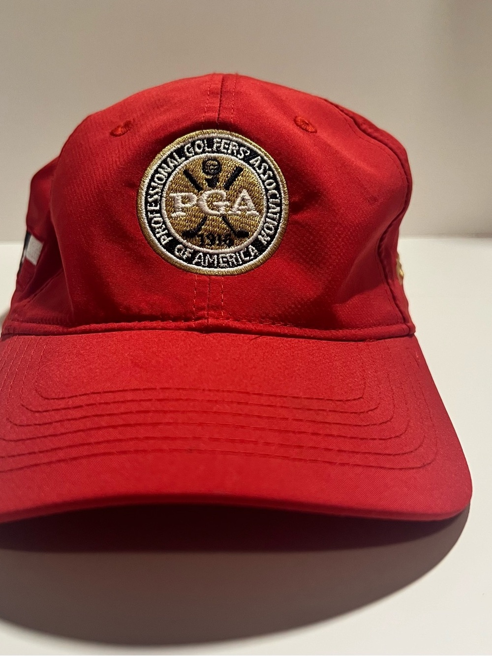 Head Red Adjustable Golf Cap with Embroidered Logo